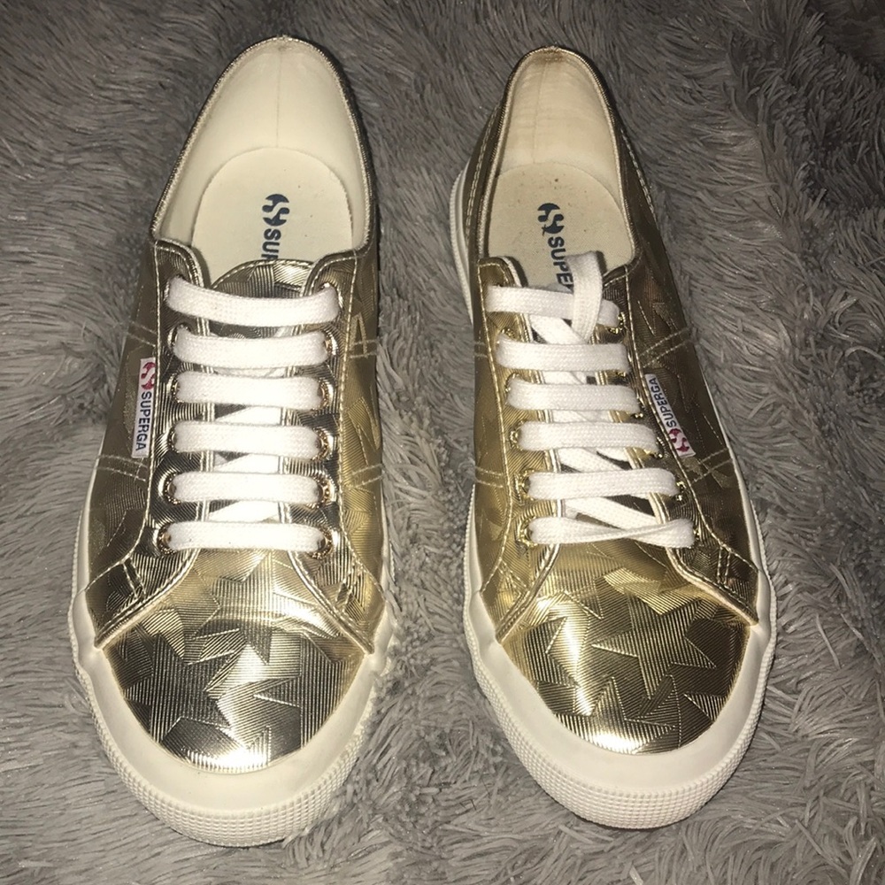 Women’s Superga sneakers